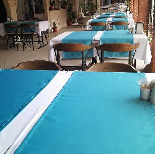 Lale Marmaris