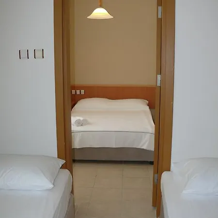 Lale Marmaris